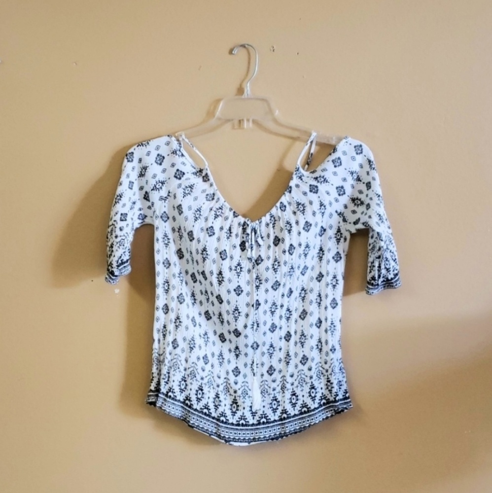 Nice cold shoulder top